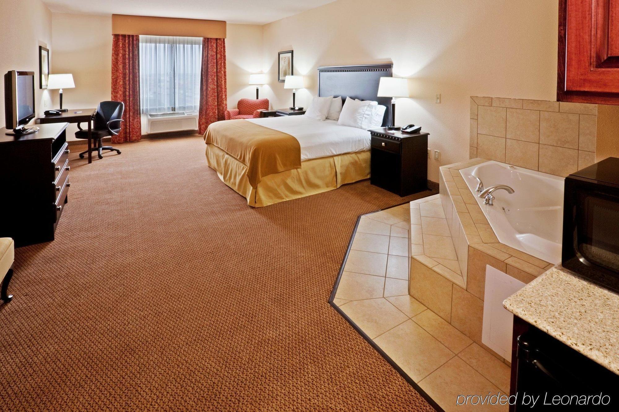 Holiday Inn Express Hotel And Suites Altus By Ihg Værelse billede